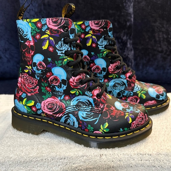 NEW Dr Martens 1460 Pascal Rose Floral Skull Limited Edition - Picture 6 of 15